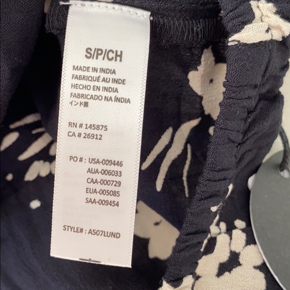 Amuse Society Under the Kiwi Tree Off Shoulder Top - Picture 7 of 8